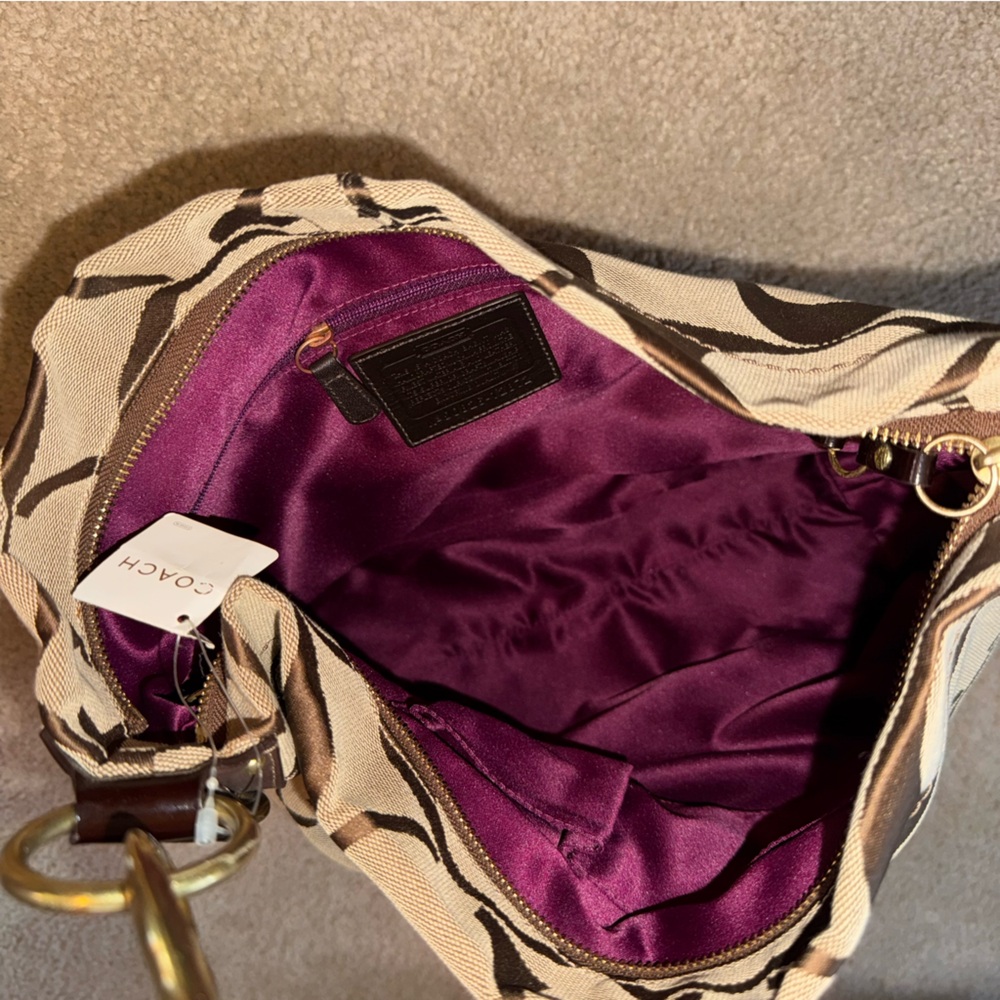 NWT Vintage Coach Carly Large Hobo Signature C Embroidered Leather Trim Bag - Picture 8 of 11